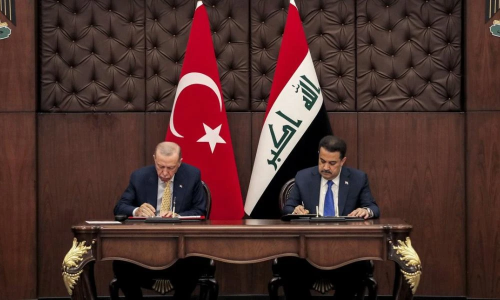 Τουρκία-Ιράκ: Μνημόνιο για άξονα μεταφορών και συμφωνία στρατηγικής συνεργασίας υπέγραψε ο Ερντογάν στη Βαγδάτη